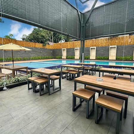 Yasmin Hotel Karawaci Tangerang Esterno foto