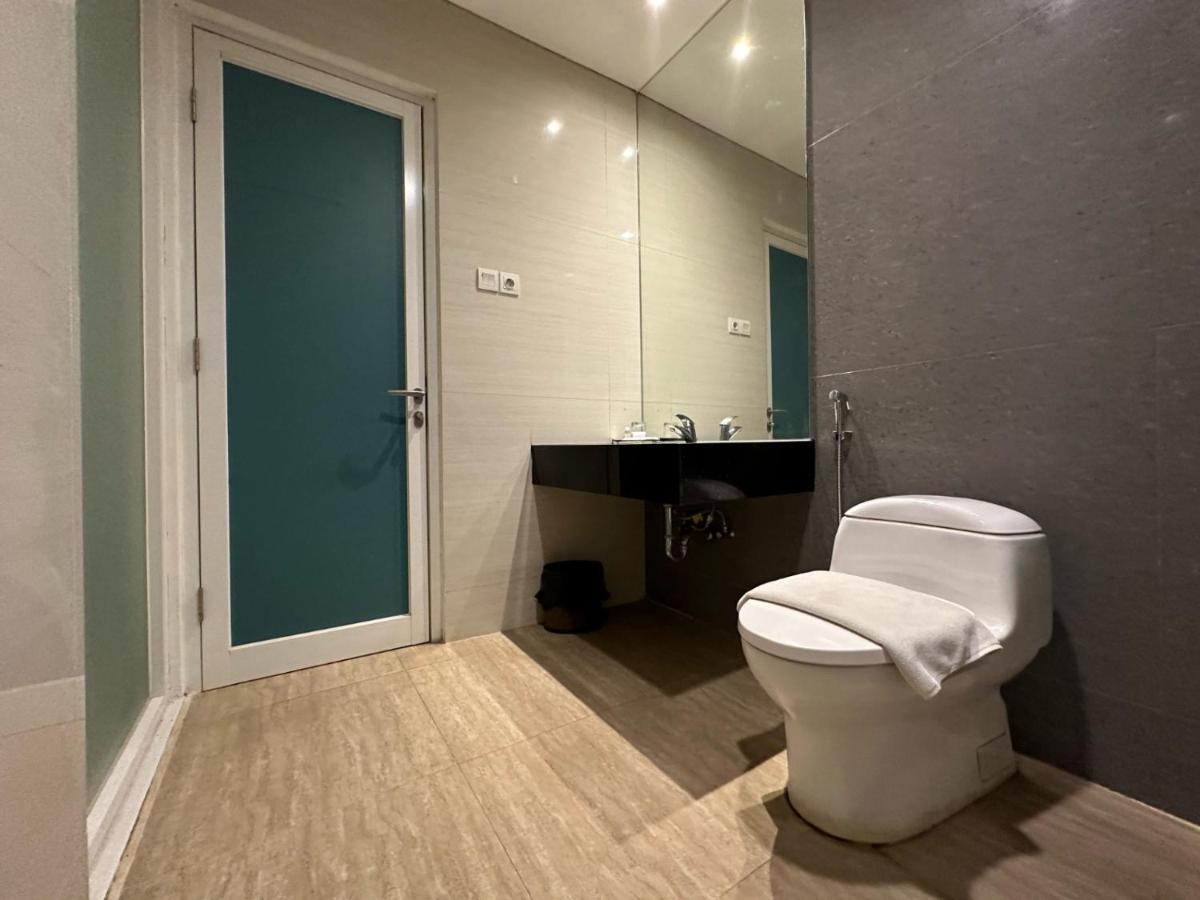 Yasmin Hotel Karawaci Tangerang Esterno foto