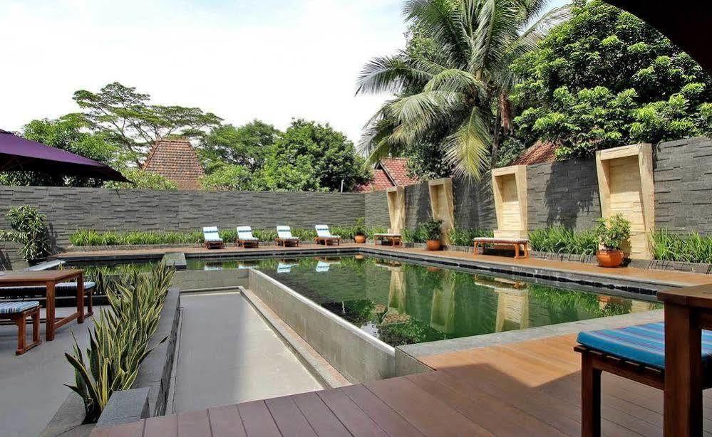 Yasmin Hotel Karawaci Tangerang Esterno foto